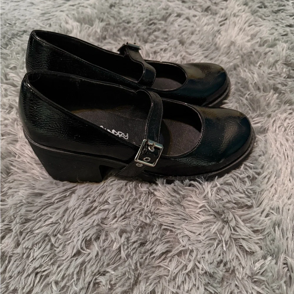 Dirty Laundry By Chinese Laundry Lita Mary Jane Heels - Picture 4 of 5